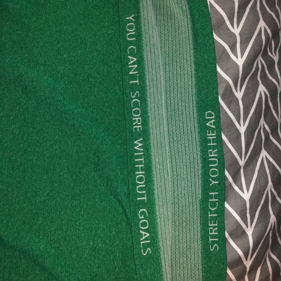 Lululemon Metal Vent T-Shirt Green Tee - Picture 9 of 10